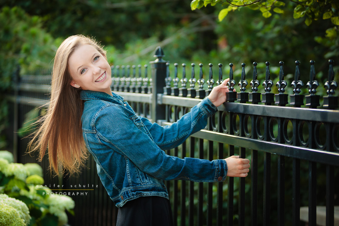 Lincoln-Nebraska-Senior-Photographer_001