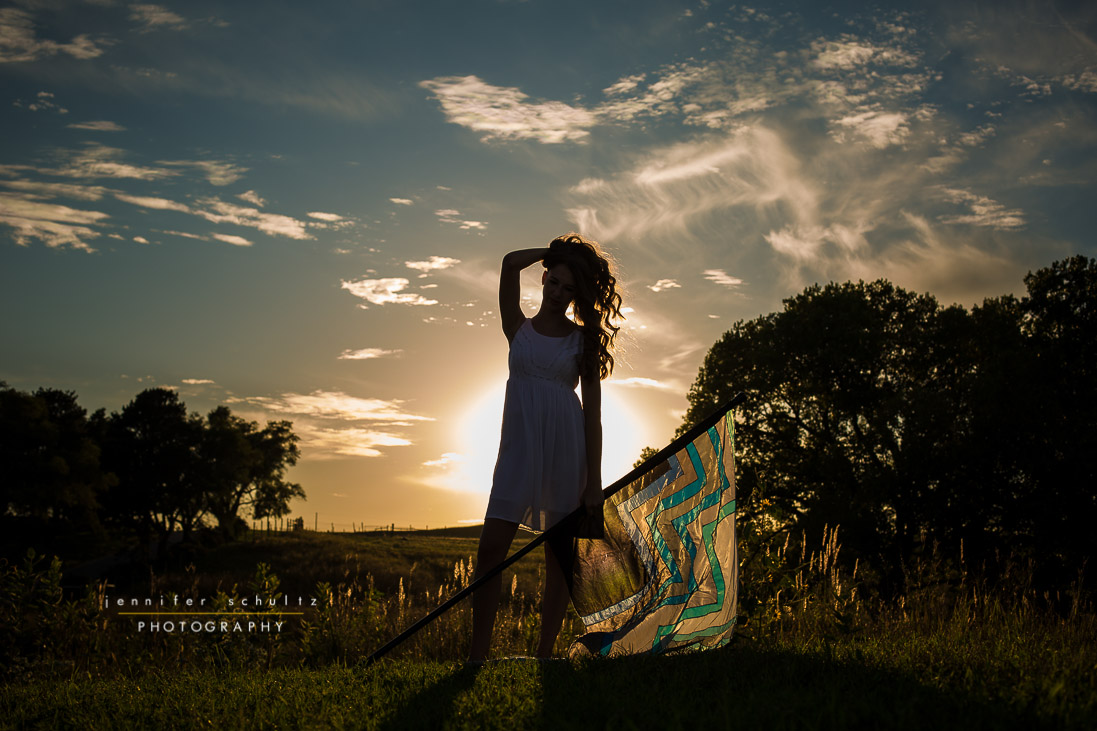 Lincoln-Nebraska-Senior-Photographer-Leaf_022