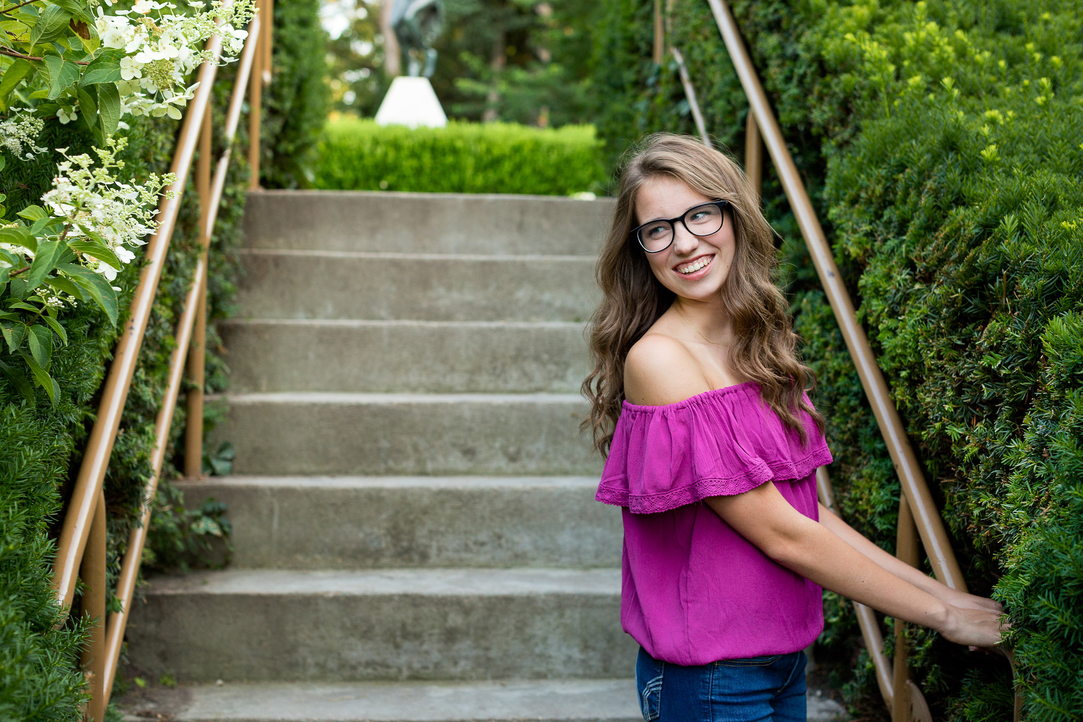 Senior-Photographer-Lincoln Southeast-Kerstin