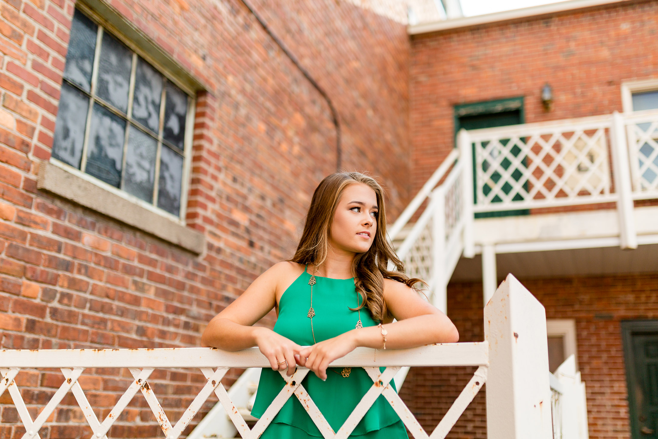 Senior-Photography-Nebraska-Casual-Clean-Kendall